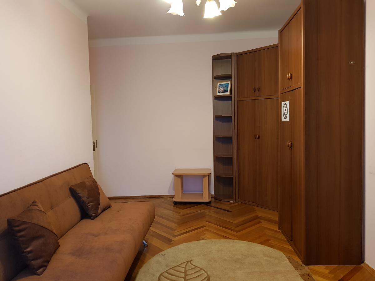Apartment Gospitalna Street 2 Kiev Exteriör bild